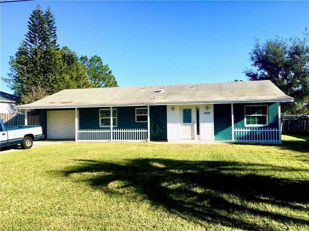 909 Abby Terrace - Photo 1