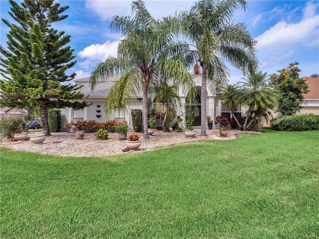 525 Lakescape Court - Photo 1