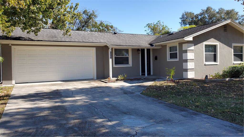 2326 Eastbrook Boulevard - Photo 1