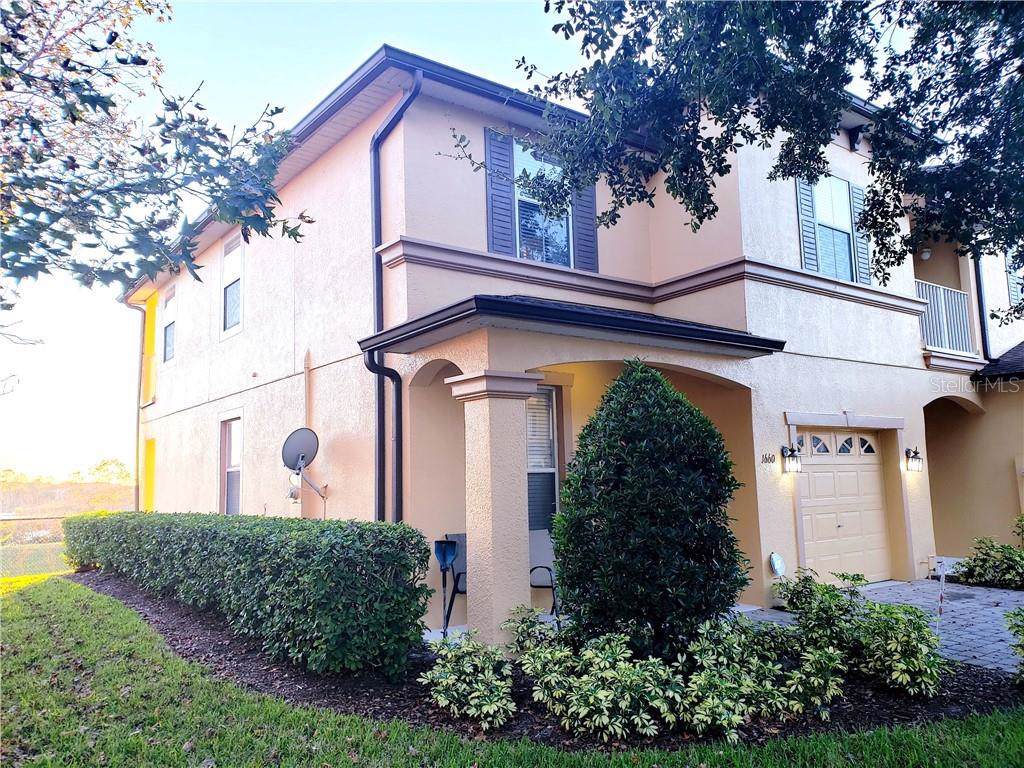 1660 Retreat View Circle - Photo 1