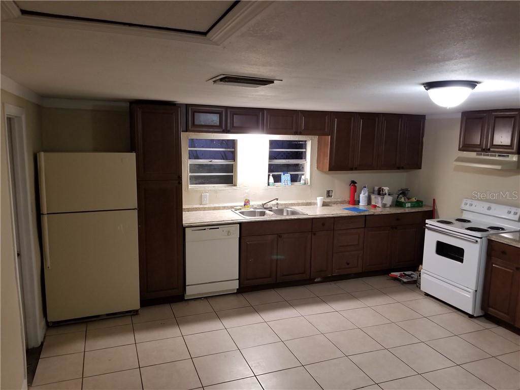 532-534 Orange Avenue - Photo 1