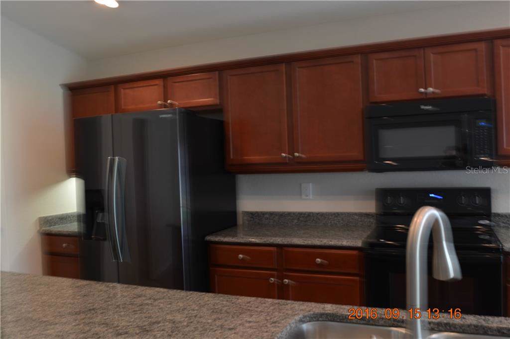 4875 Summerfield Circle - Photo 1