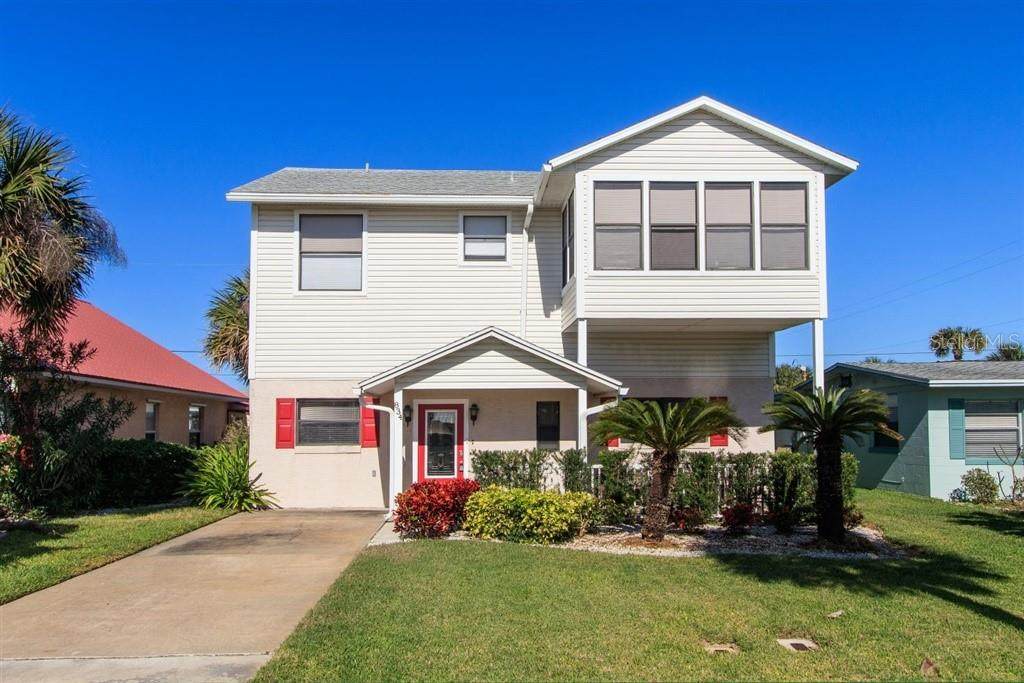 834 25TH Avenue - Photo 1