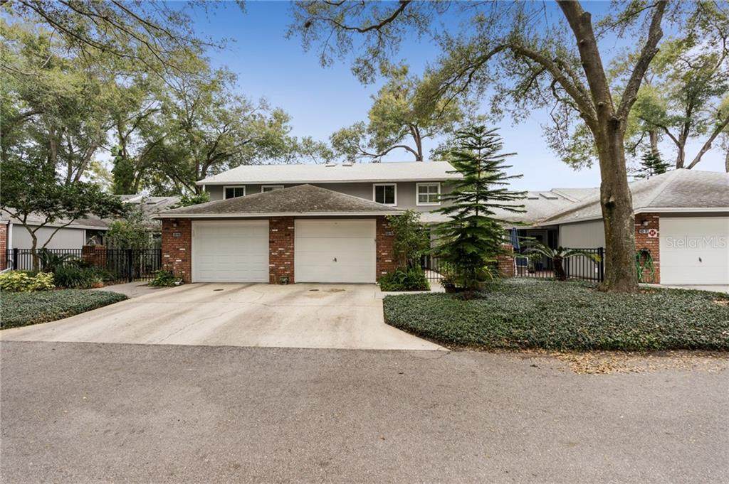 623 Red Oak Circle - Photo 1