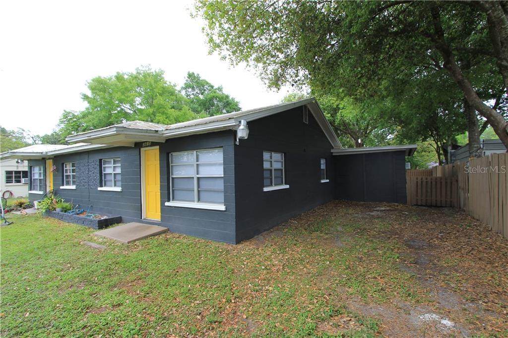 2613 Laurel Avenue - Photo 1