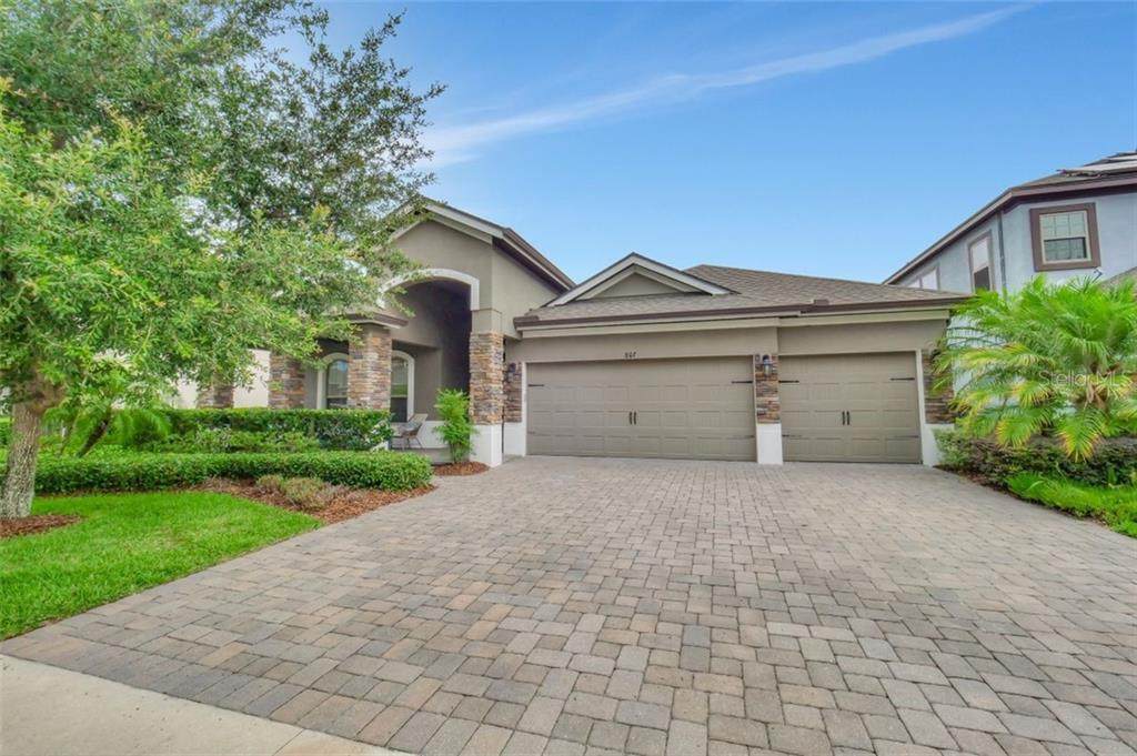 807 Sherbourne Circle - Photo 1