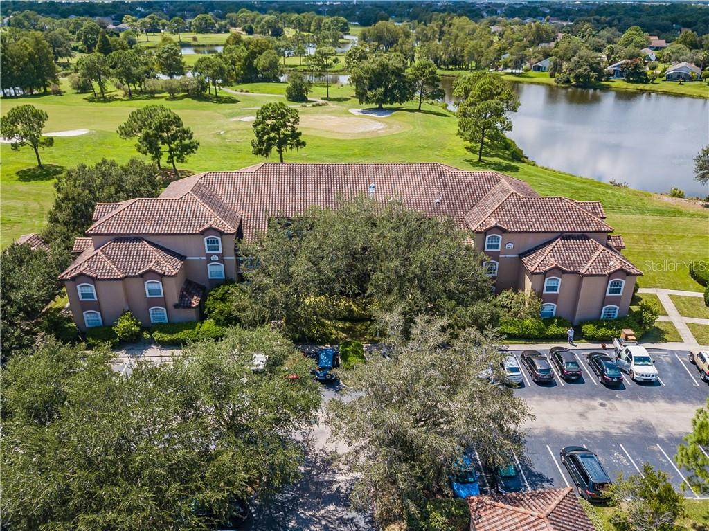 13917 Fairway Island Drive - Photo 1