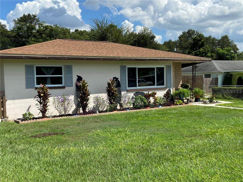 319 Hillcrest Drive - Photo 1