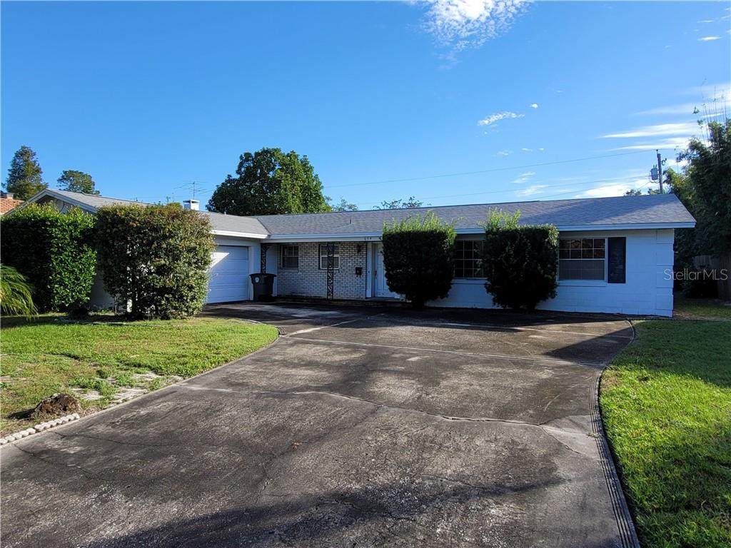654 Selkirk Drive - Photo 1