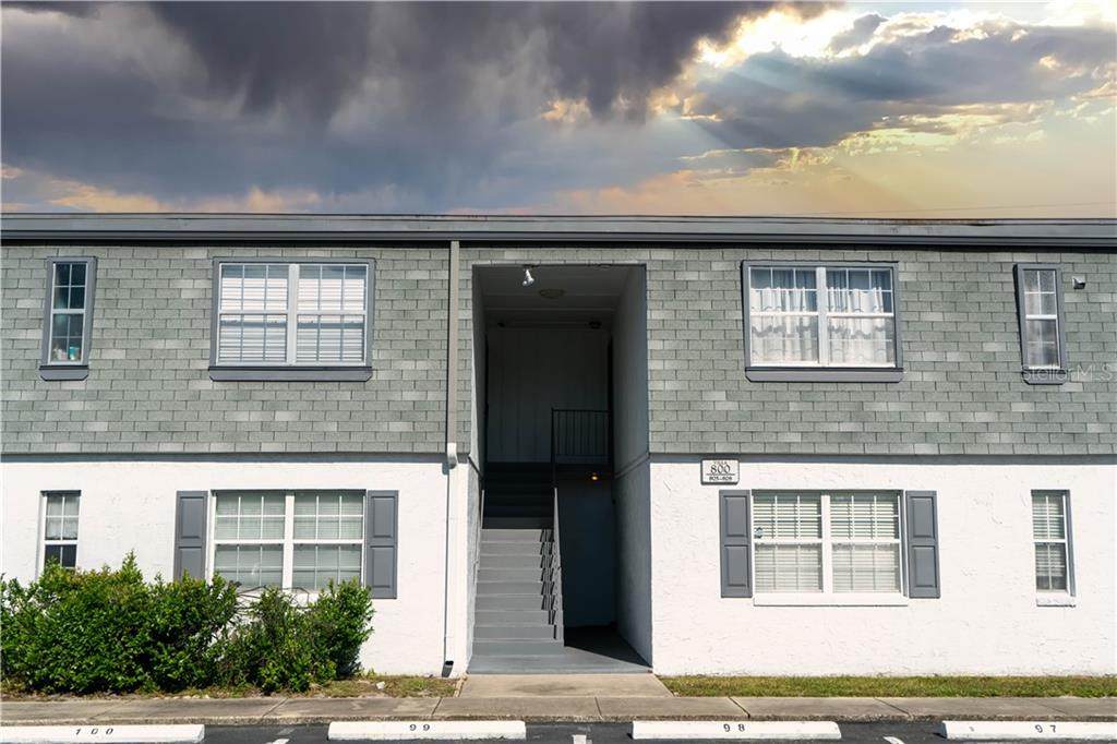 1000 Semoran Boulevard - Photo 1