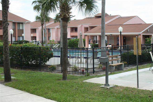 5275 Vineland Road - Photo 1