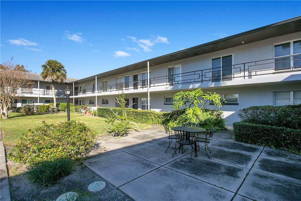 825 Primrose Drive - Photo 1