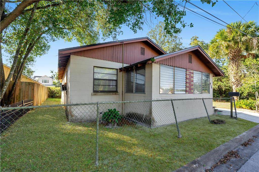 858 Douglas Avenue - Photo 1