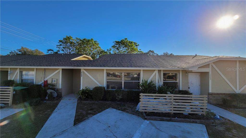 1073 Woodman Way - Photo 1