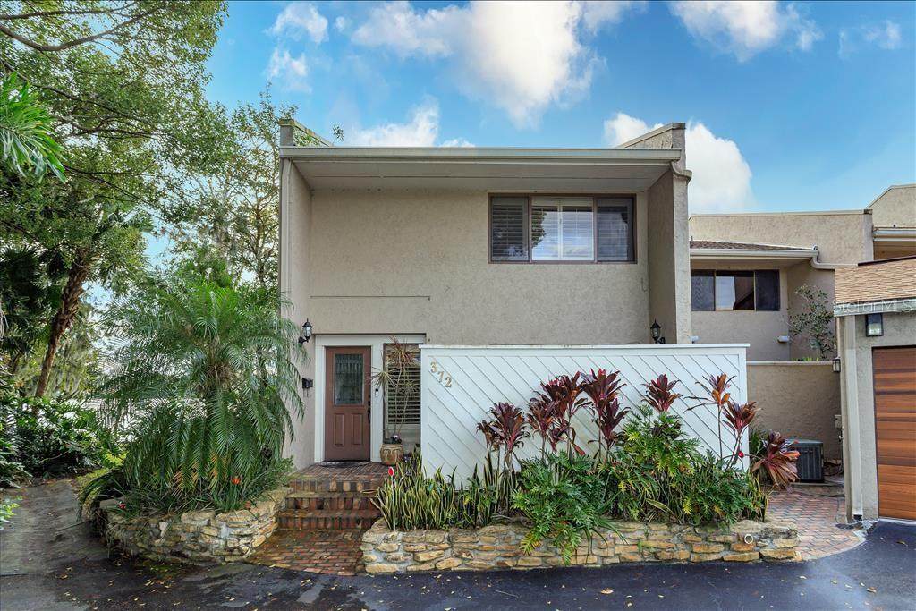 372 Lakeview Street - Photo 1