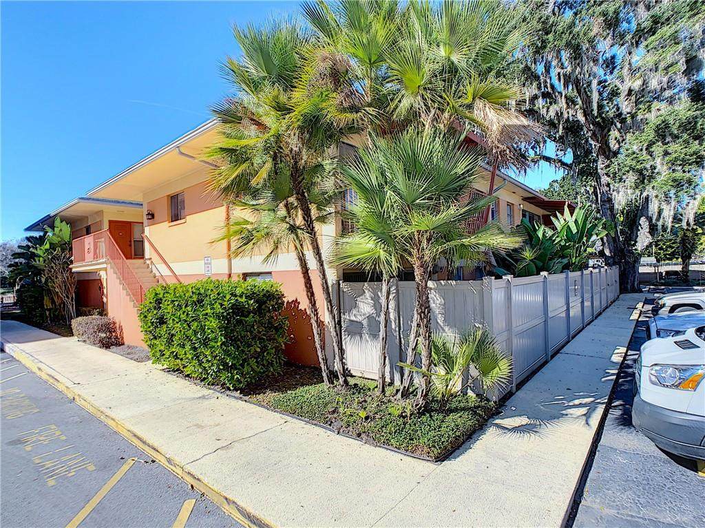 1100 Delaney Avenue - Photo 1