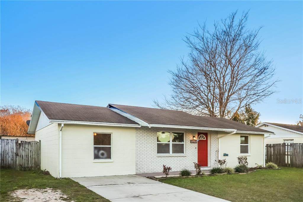39502 9TH Avenue - Photo 1