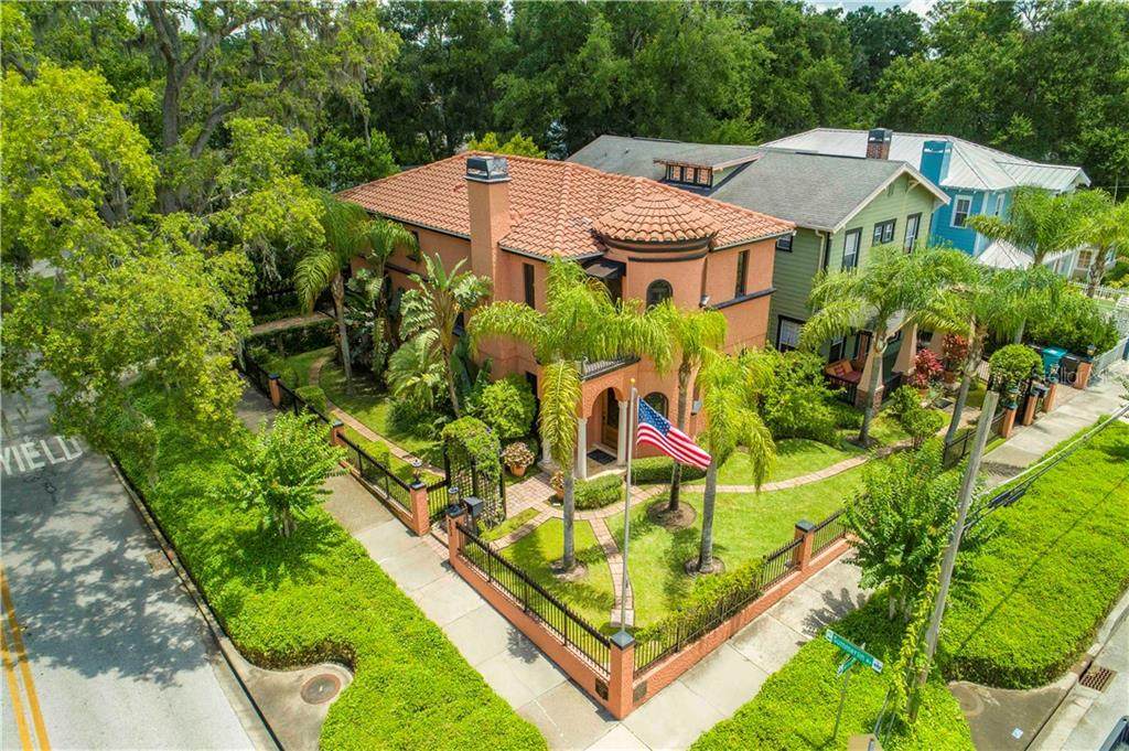 703 Amelia Street - Photo 1