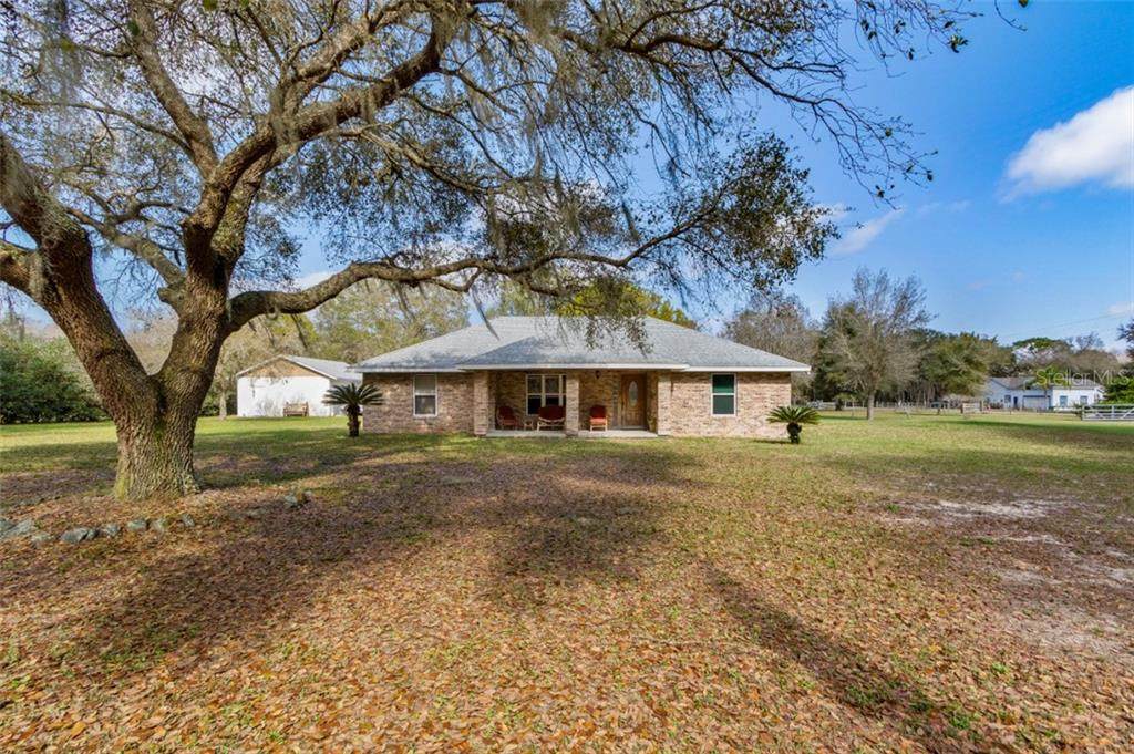 5423 County Road 561 - Photo 1