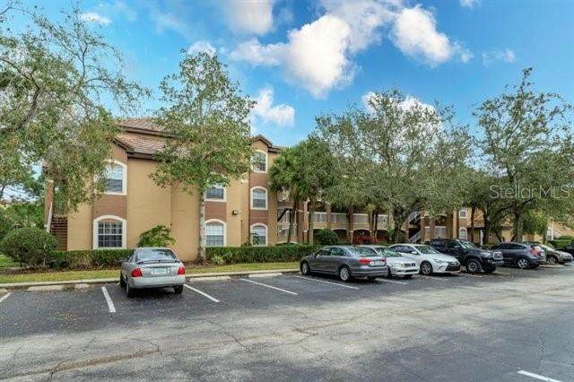 14013 Fairway Island Drive - Photo 1