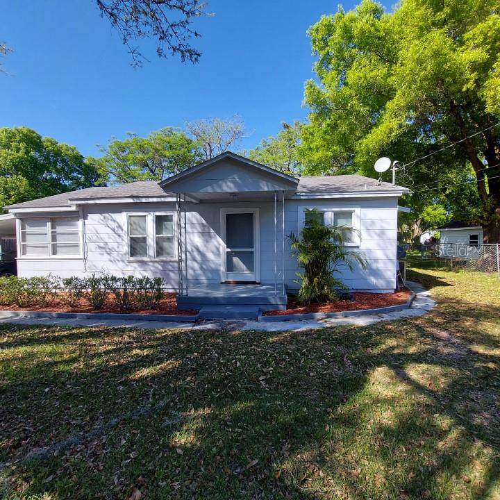 2420 Golfview Street - Photo 1