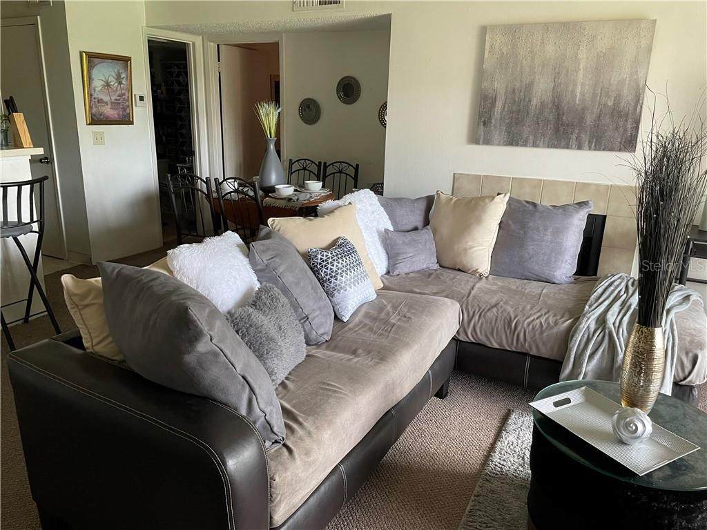 380 Lake Pointe Drive - Photo 1