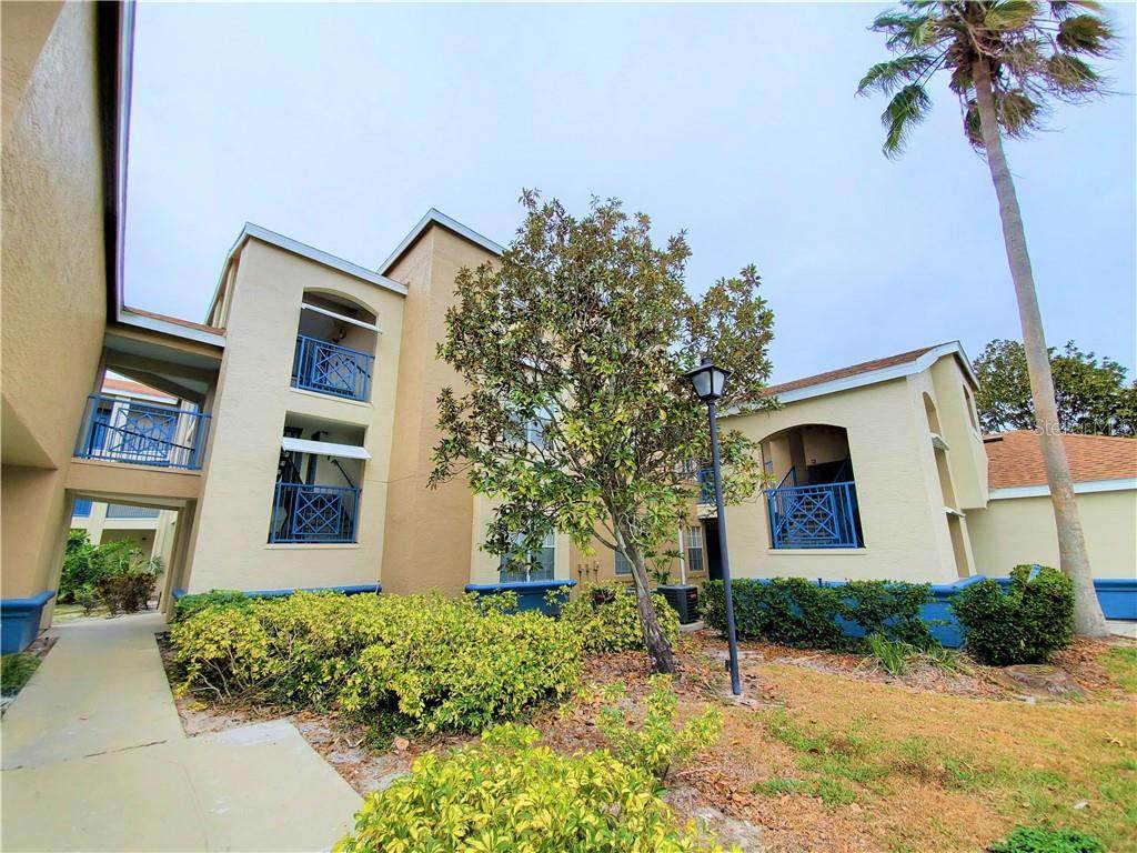 7340 Westpointe Boulevard - Photo 1