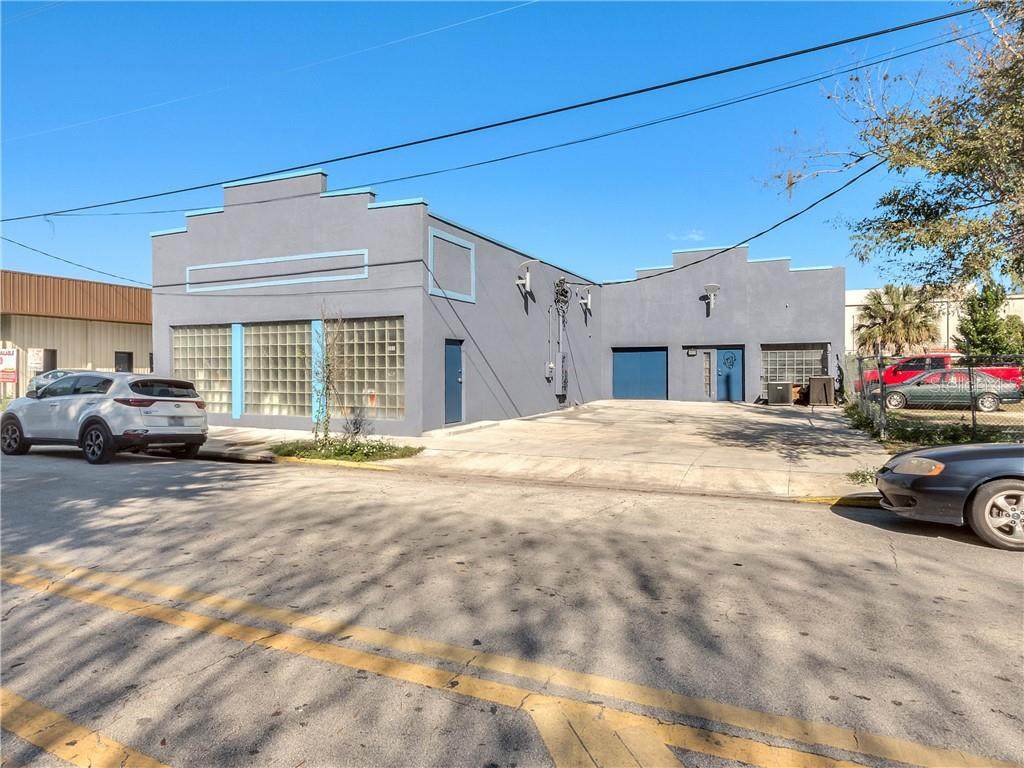 503 Robinson Street - Photo 1