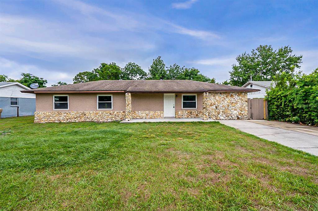 1096 Vincent Drive - Photo 1