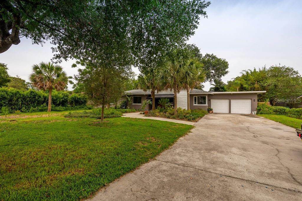 1822 Oak Lane - Photo 1
