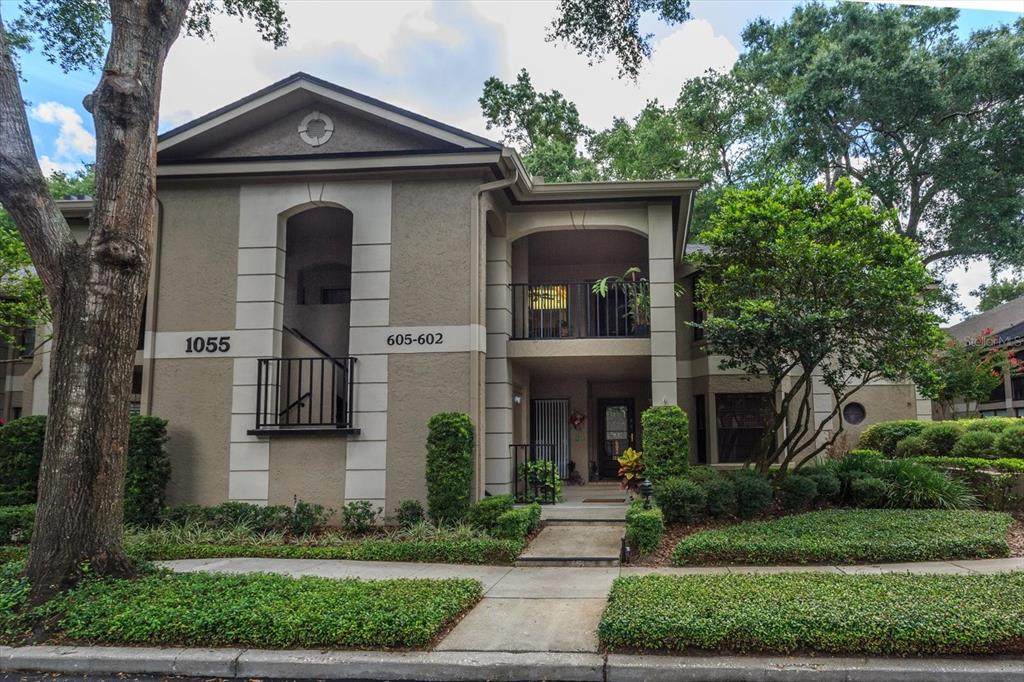 1055 Kensington Park Drive - Photo 1