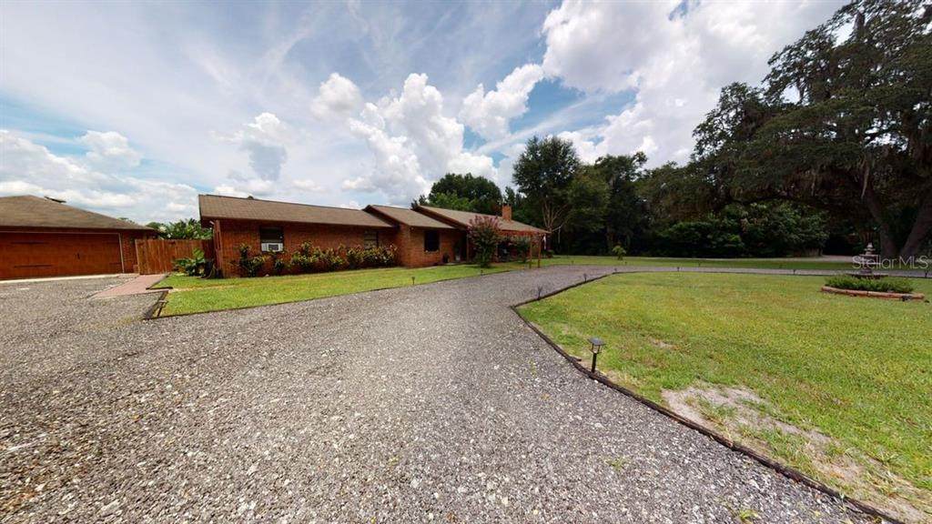 1395 Taylor Road - Photo 1