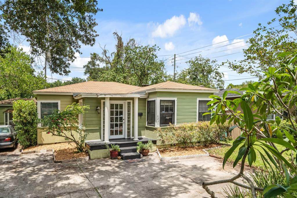 621 Briercliff Drive - Photo 1