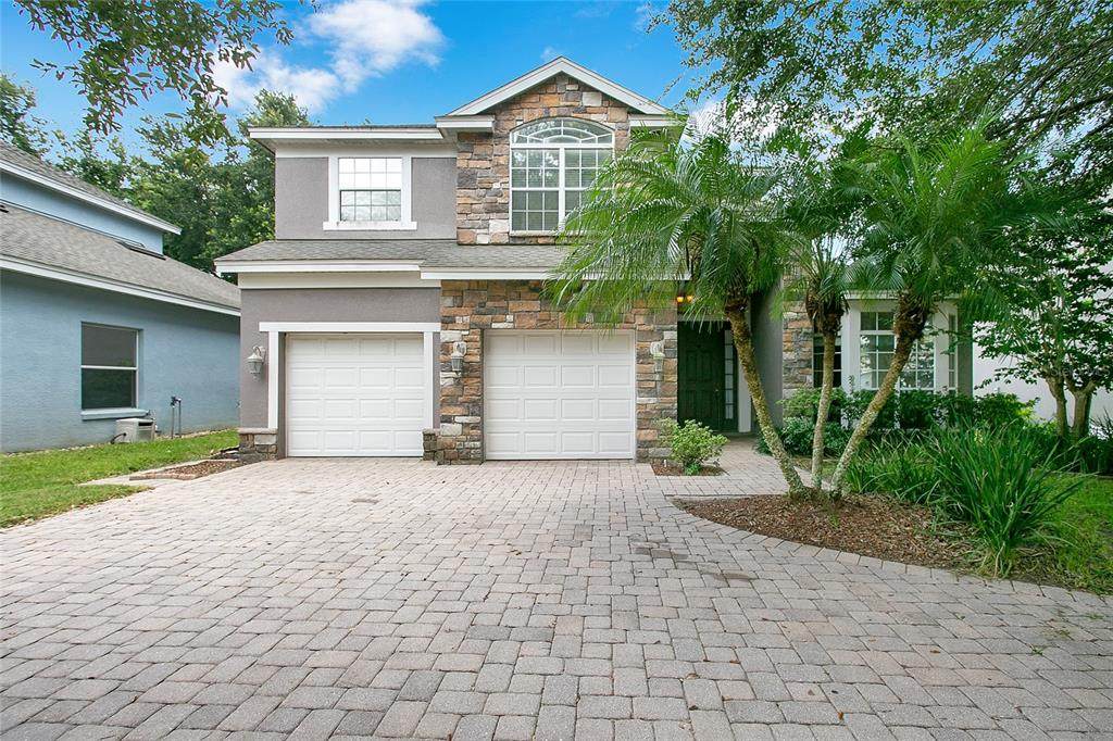 2807 Roseglen Way - Photo 1