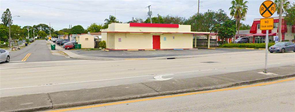 530 Stirling Road - Photo 1