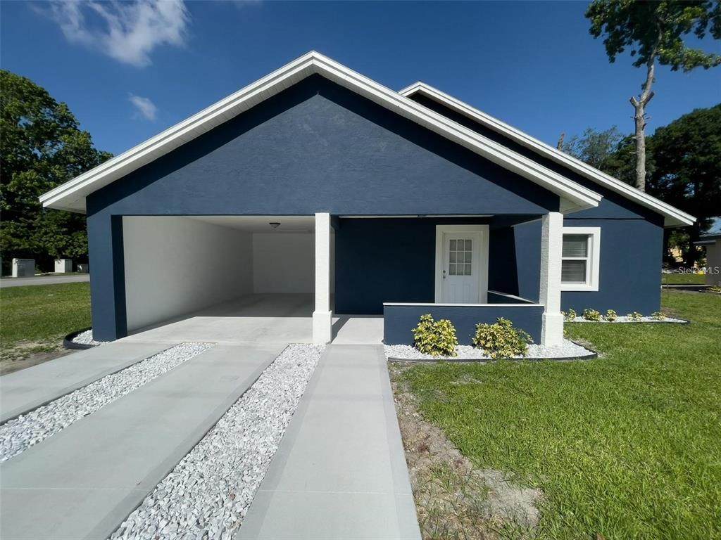1900 Murdock Boulevard - Photo 1