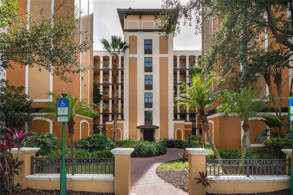 12521 Floridays Resort Drive - Photo 1