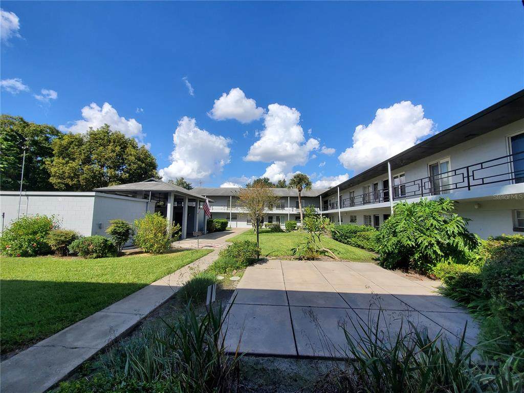 825 Primrose Drive - Photo 1