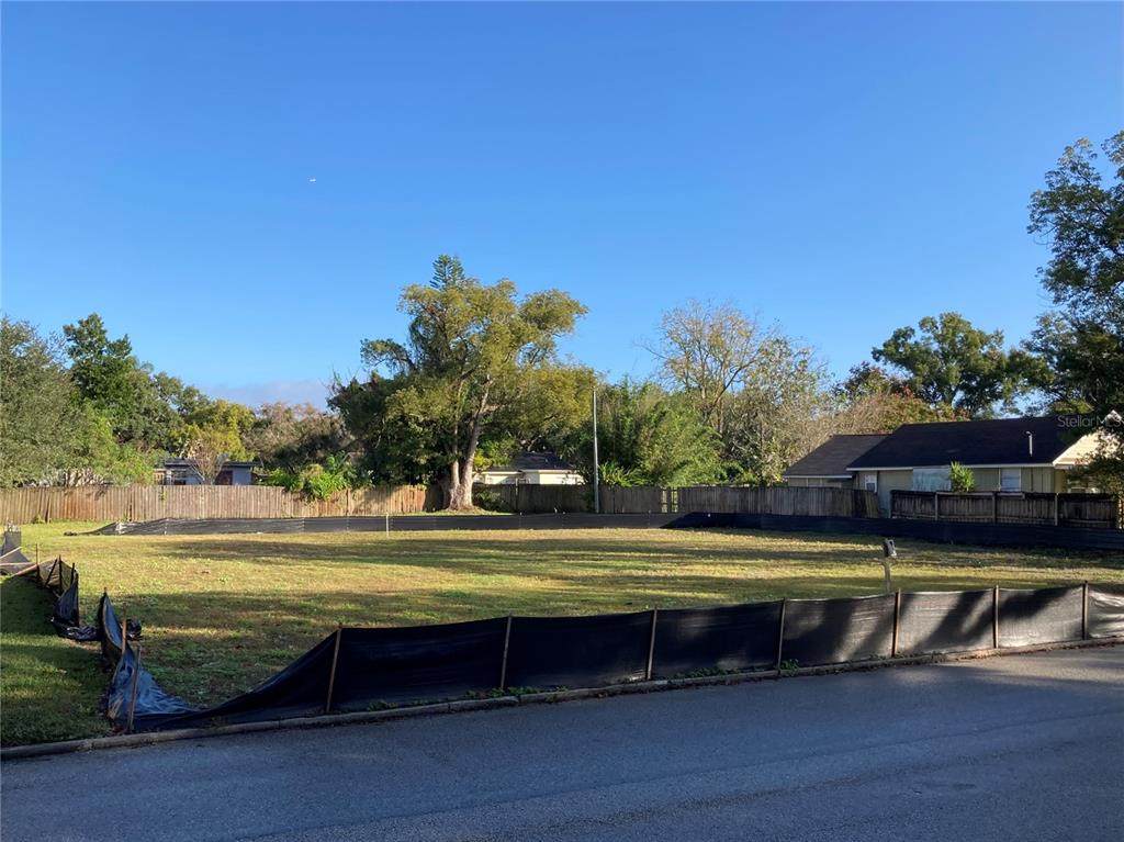 1737 Indiana Avenue - Photo 1