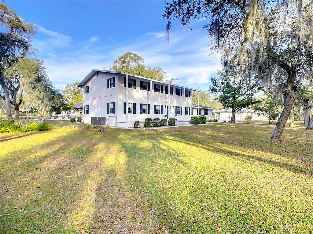 715 Glencoe Road - Photo 1