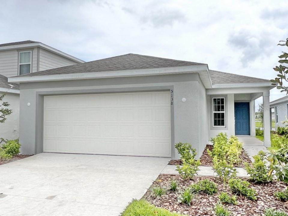 5138 Royal Point Avenue - Photo 1