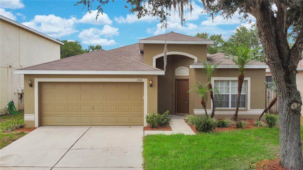 708 Parsons Pointe Street - Photo 1