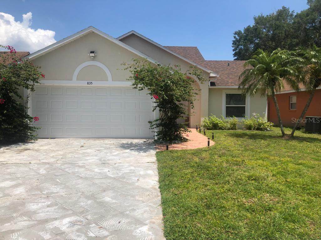 835 Country Crossing Court - Photo 1