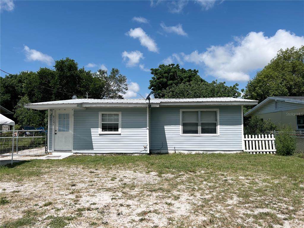 715 25TH Street - Photo 1