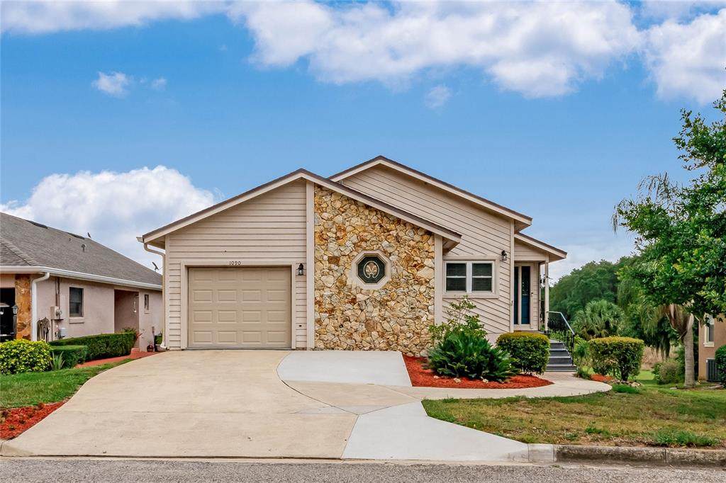 1090 Linkside Court - Photo 1