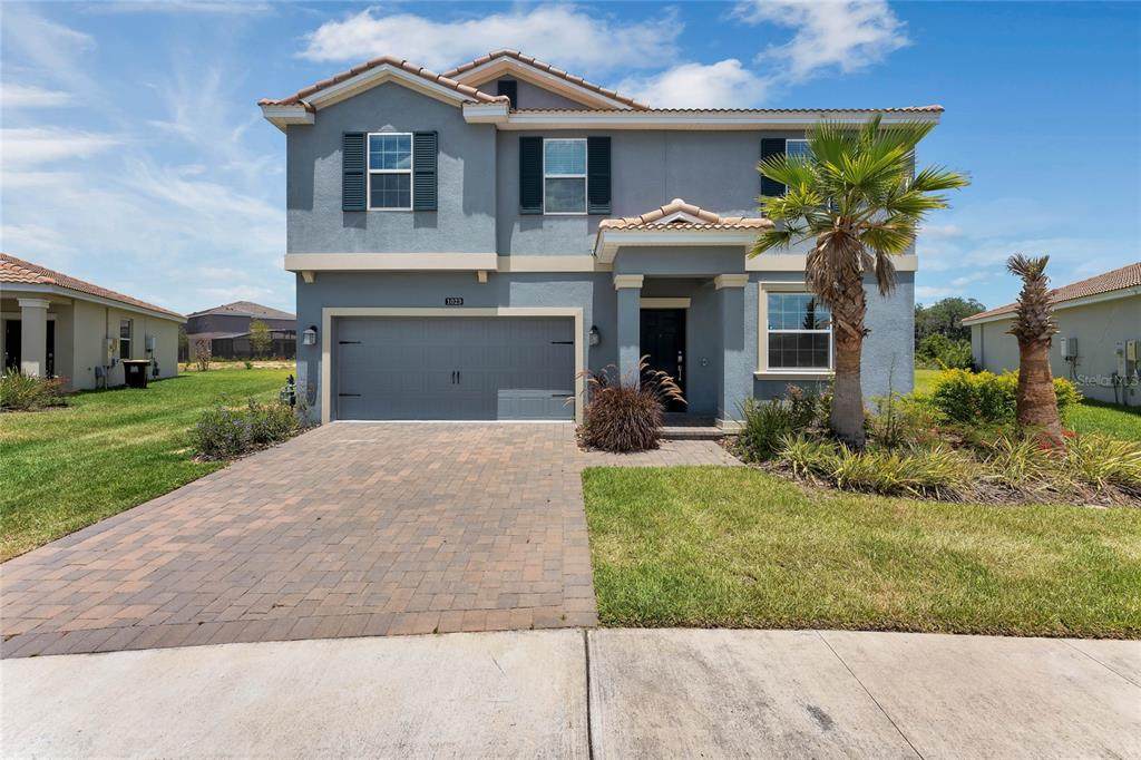 1023 Oak Bluff Drive - Photo 1