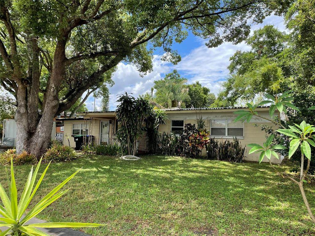 2827 Riddle Drive - Photo 1