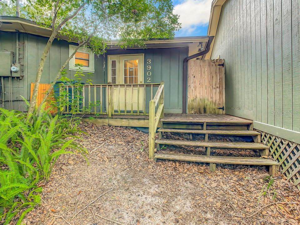 3902 Alafia Boulevard - Photo 1