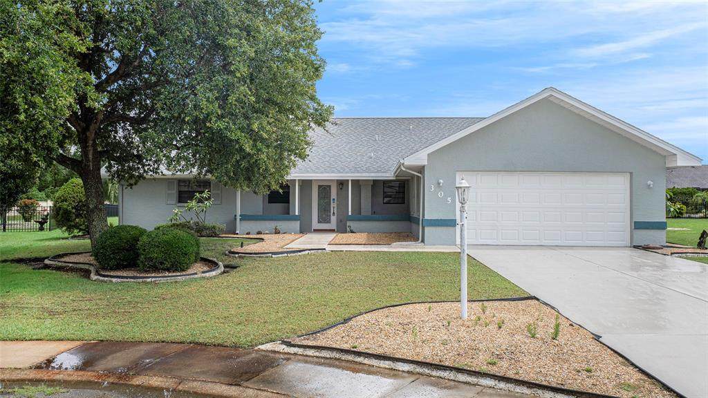 305 Sedgewick Court - Photo 1