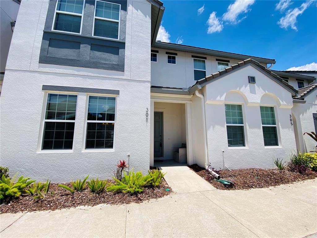 301 Captiva Drive - Photo 1